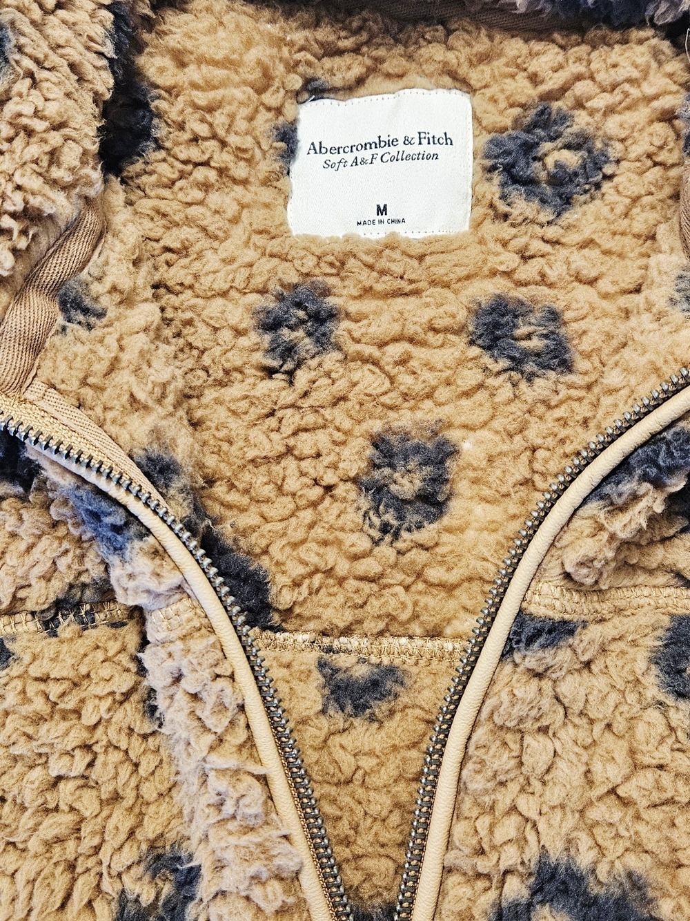 Abercrombie Women's Cozy Leopard Sherpa Pullover - Tan/Black - Picture 3 of 9